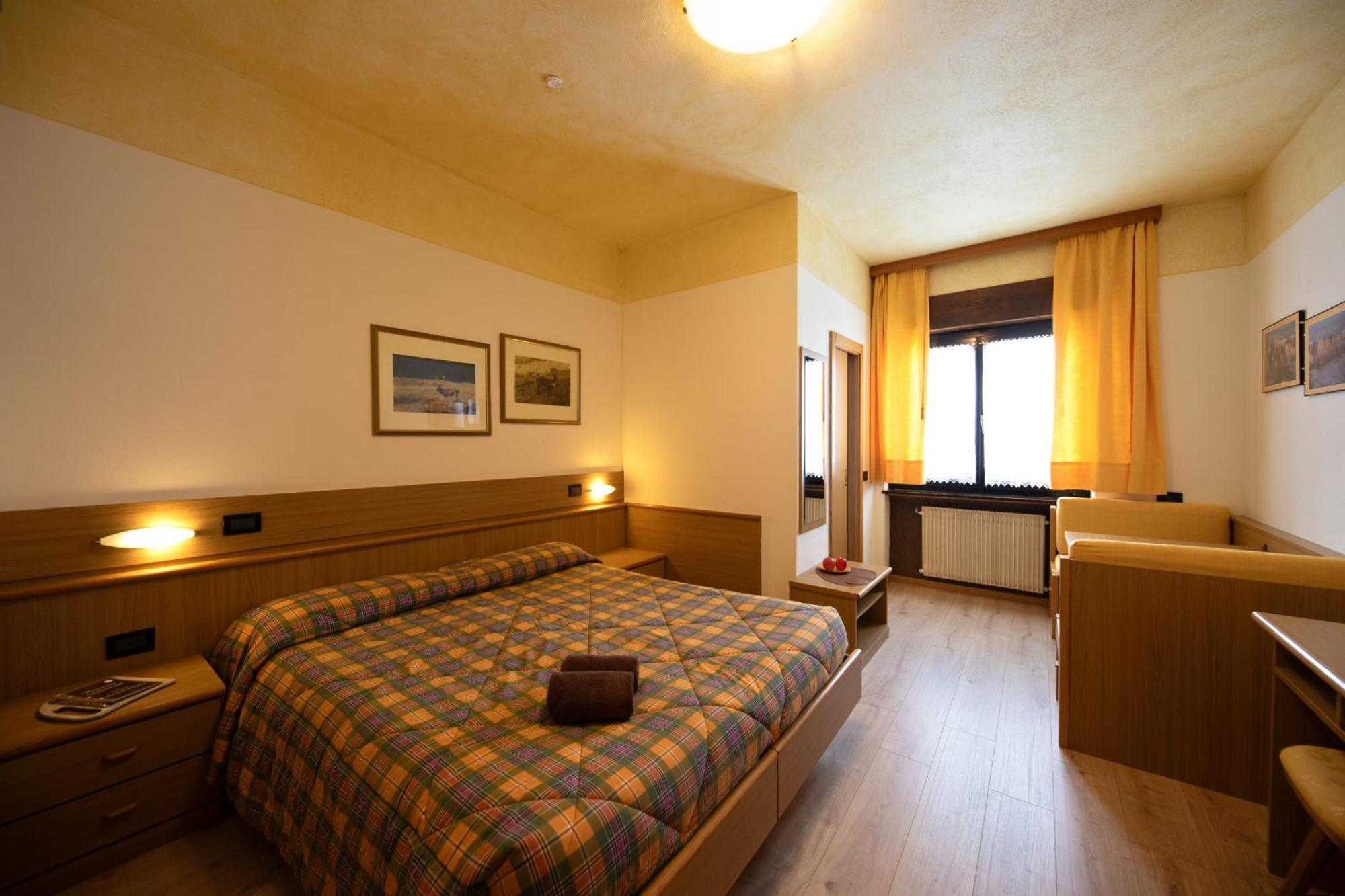 פאסו רולה Albergo Venezia מראה חיצוני תמונה