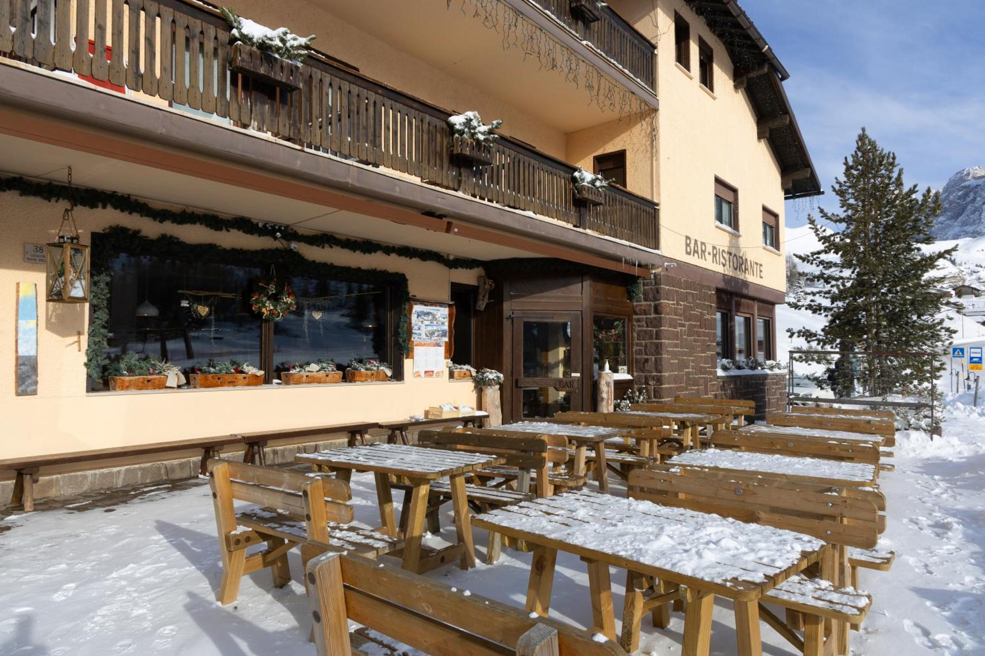 פאסו רולה Albergo Venezia מראה חיצוני תמונה