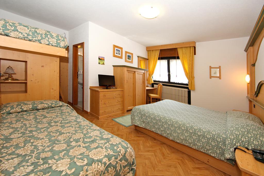 פאסו רולה Albergo Venezia מראה חיצוני תמונה