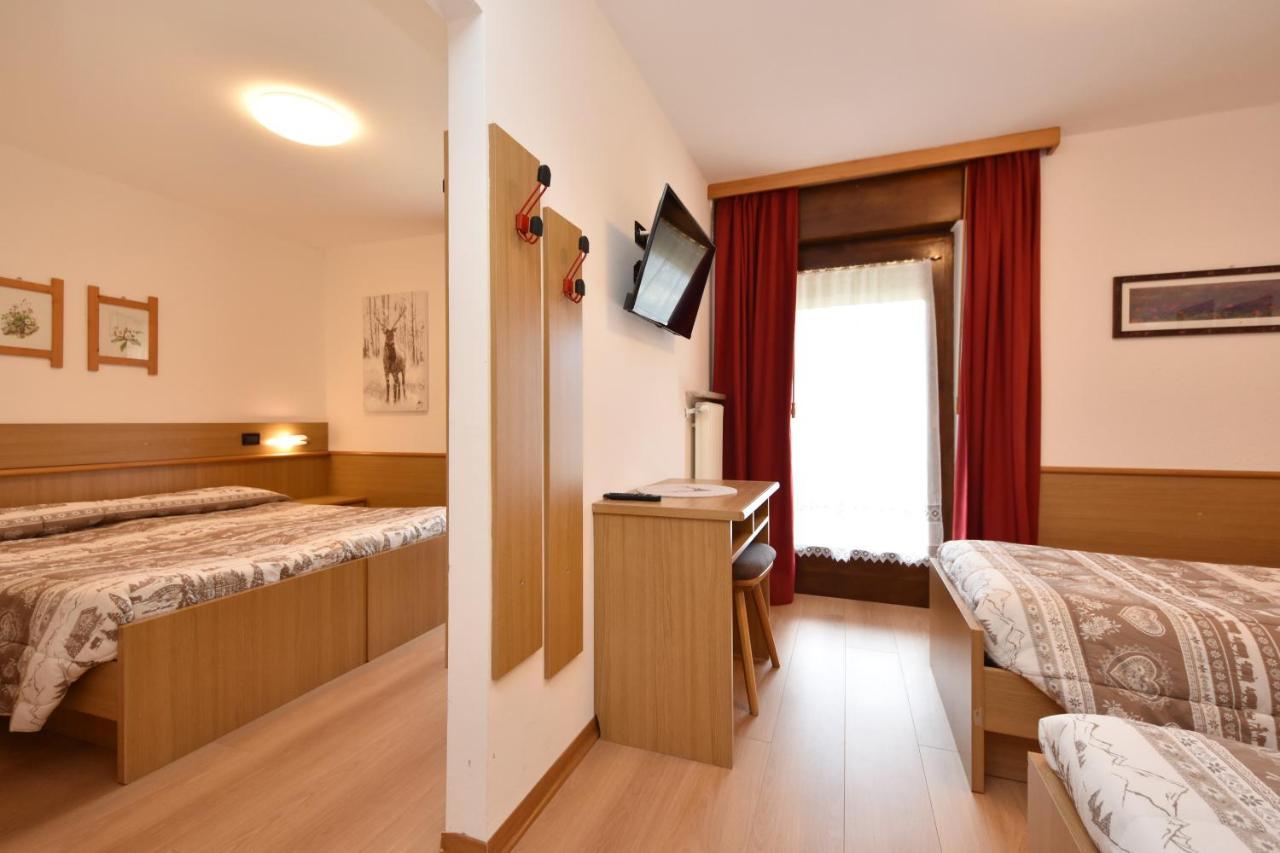 פאסו רולה Albergo Venezia מראה חיצוני תמונה